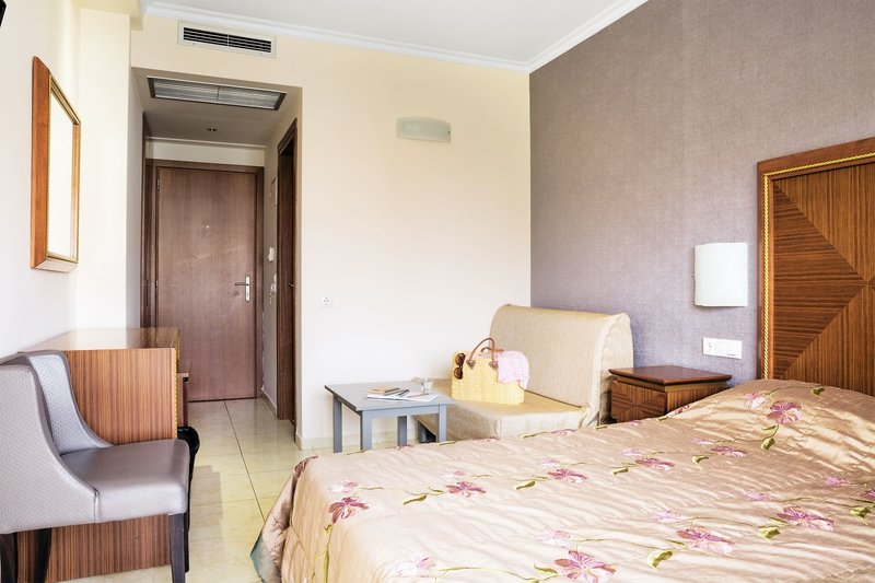 smartline Mediterranean 9