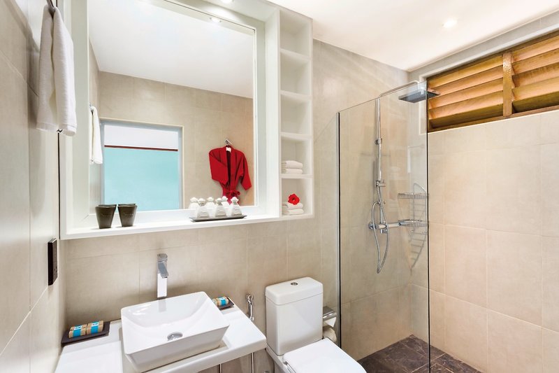 Meeru Maldives Resort Island 9