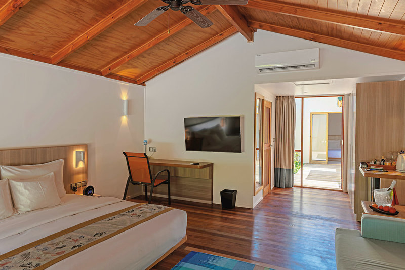 Meeru Maldives Resort Island 18