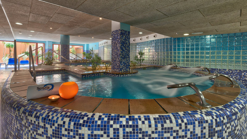 Ibersol Almuñecar Beach & Spa 11