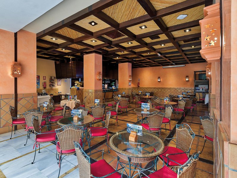 Ibersol Almuñecar Beach & Spa 11