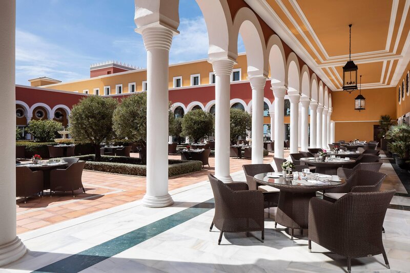 Palacio de Sancti Petri Gran Meliá 56