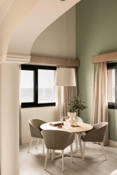 Melia Sancti Petri 144