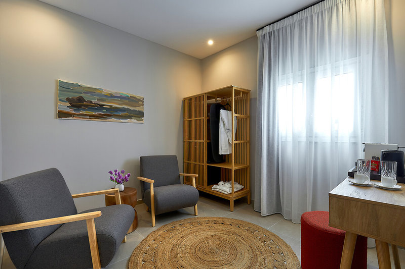 Lotus Rise Hotel 6