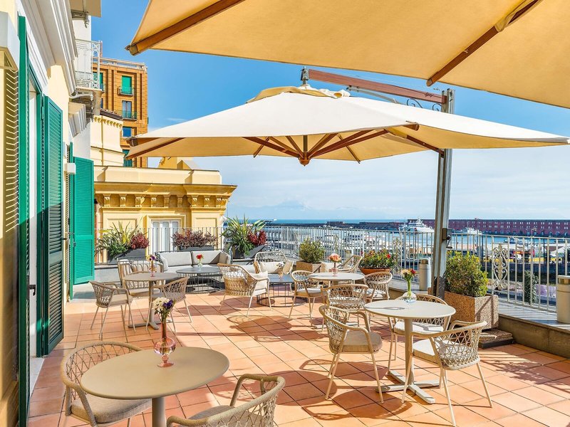 Mercure Napoli Centro Angioino 24