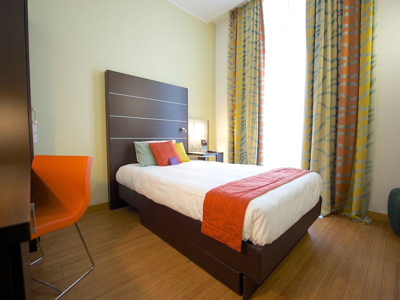Mercure Napoli Centro Angioino 49