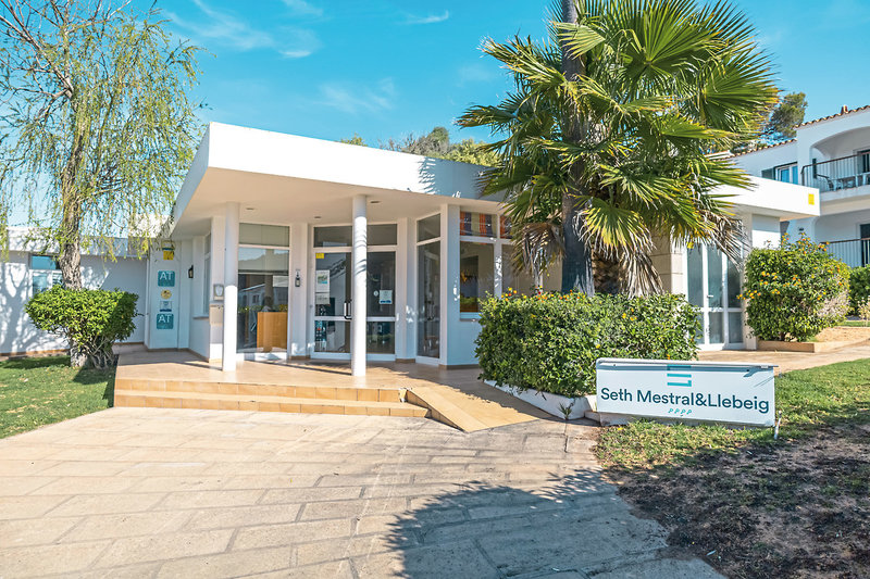 Seth Mestral & Llebeig 8