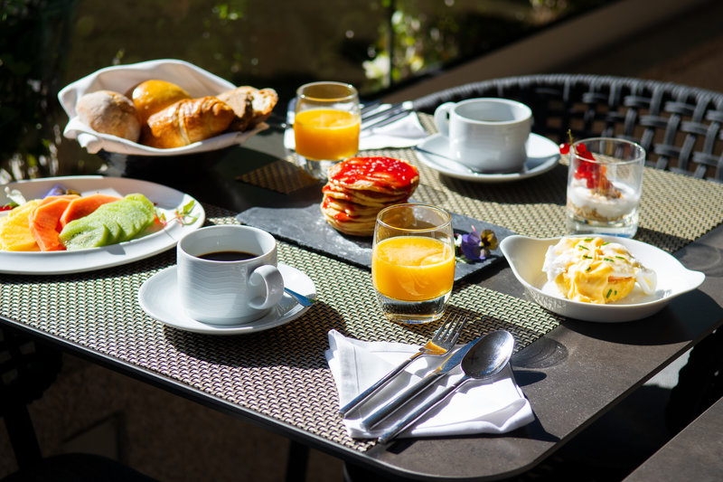 SANA Metropolitan Hotel 3