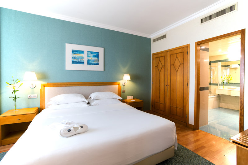 SANA Metropolitan Hotel 12