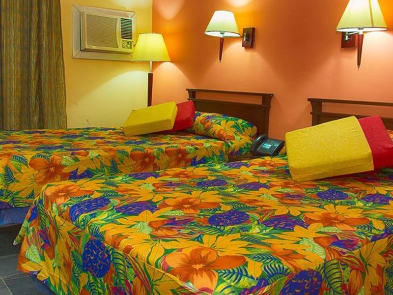 Hotel Club Tropical 21