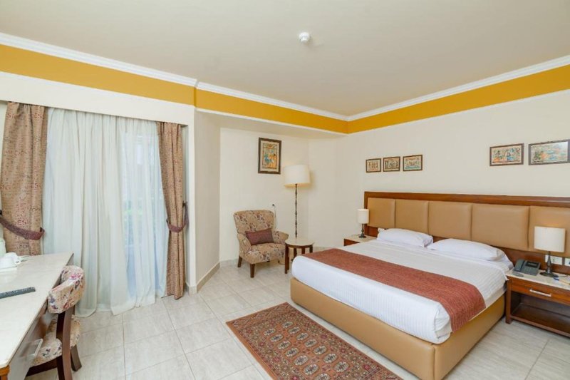 Minamark Beach Resort 9