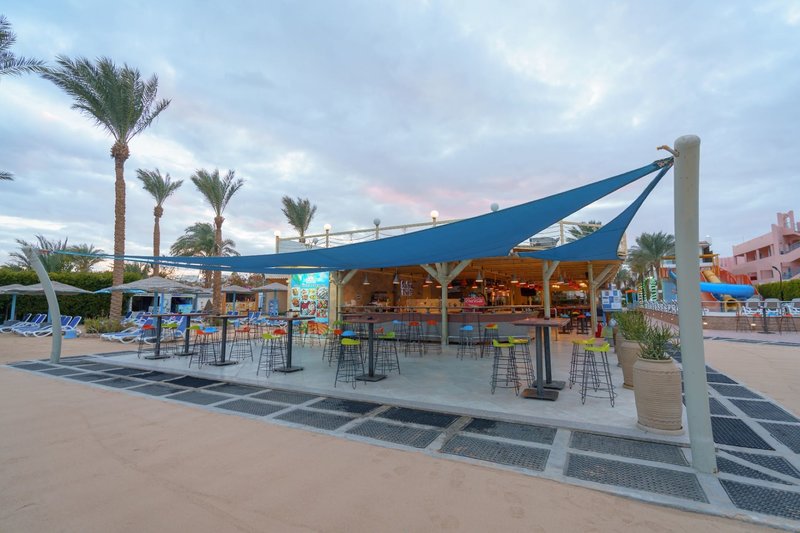 Minamark Beach Resort 15