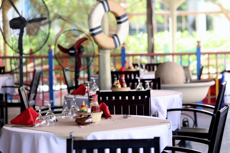 Minamark Beach Resort 28