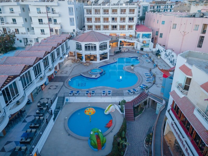 Minamark Beach Resort 3