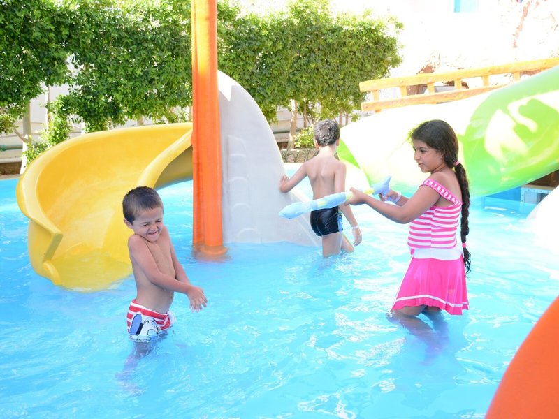 Minamark Beach Resort 42