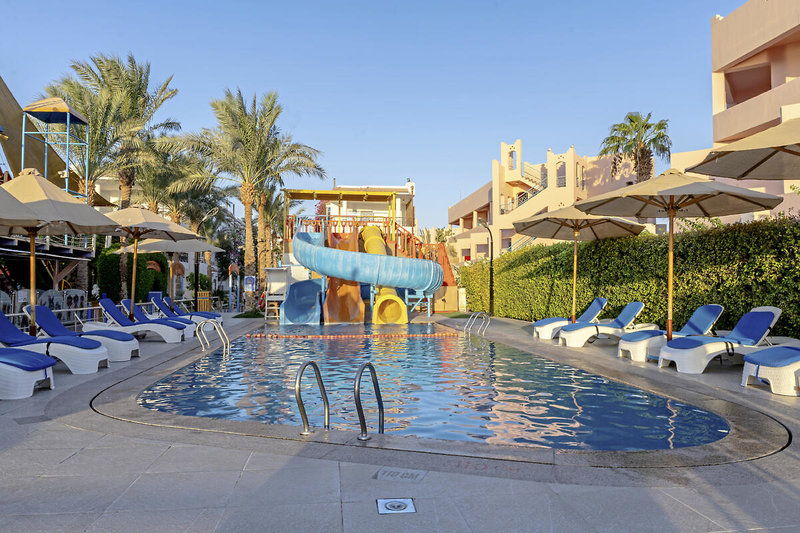 Minamark Beach Resort 6