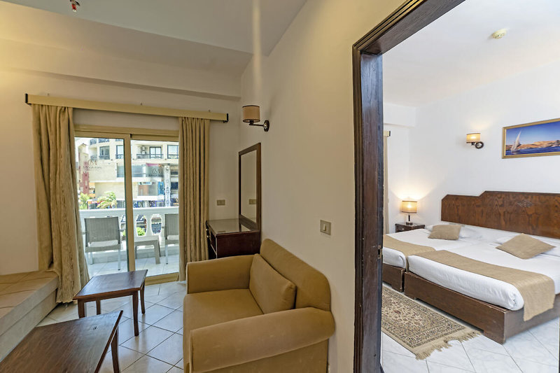 Minamark Beach Resort 22