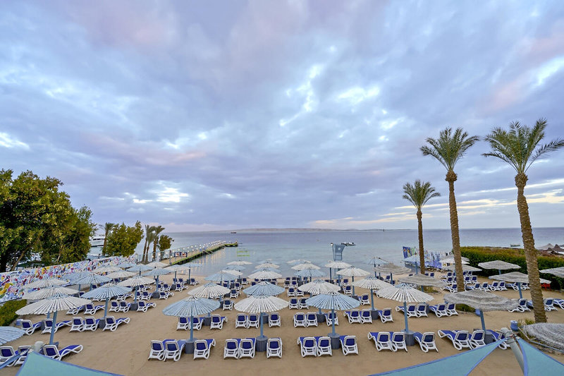 Minamark Beach Resort 46