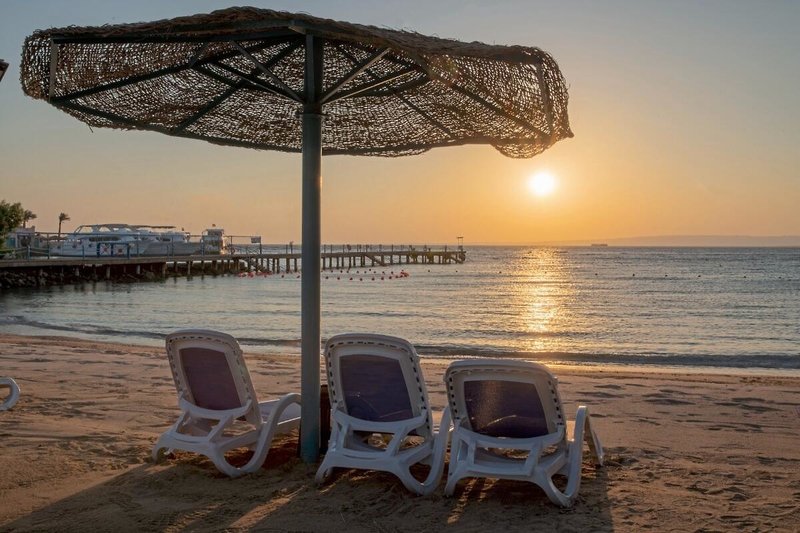 Minamark Beach Resort 48