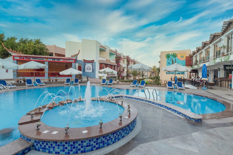 Minamark Beach Resort 1