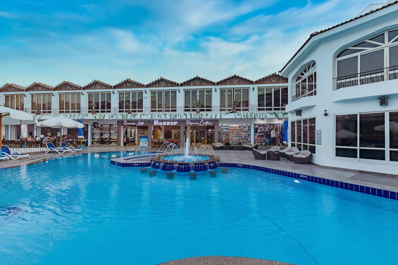 Minamark Beach Resort 2