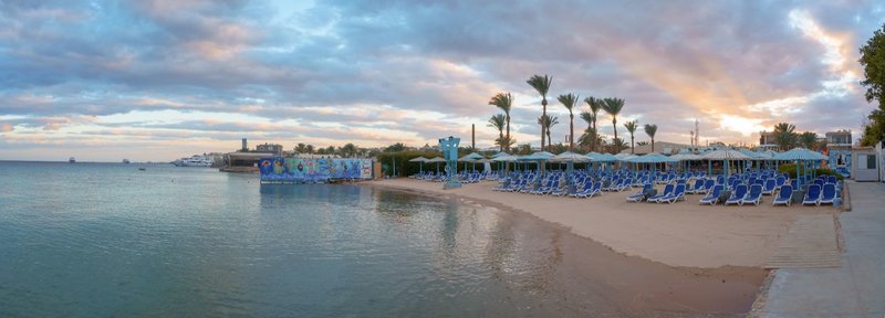 Minamark Beach Resort 10
