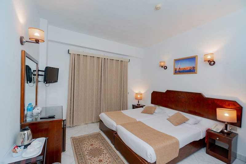Minamark Beach Resort 24