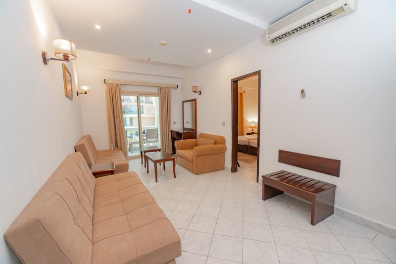 Minamark Beach Resort 25