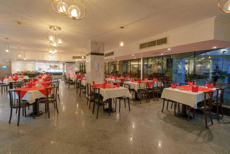Minamark Beach Resort 11