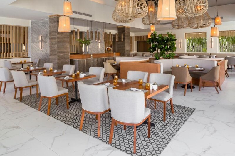 Secrets Royal Beach Punta Cana 14