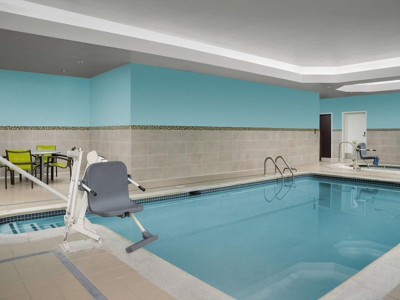 SpringHill Suites Annapolis 8 - Outdoor Pool