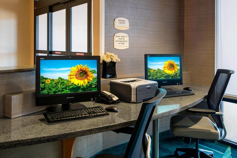 Springhill Suites by Marriott Council Bluffs 1 - Health & Beauty