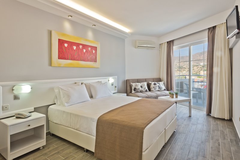 Miramare Bay 9