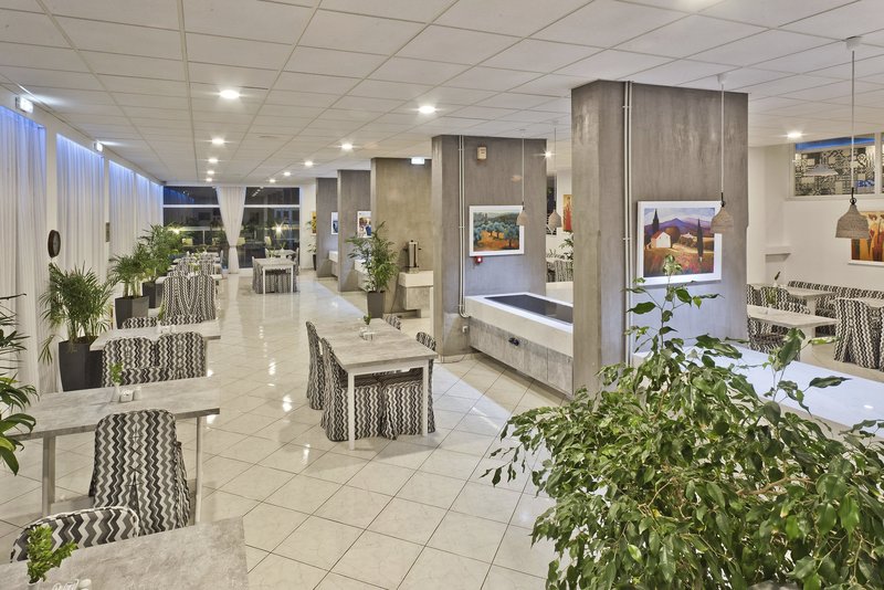 Miramare Bay 7