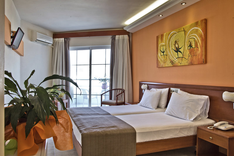 Miramare Bay 12
