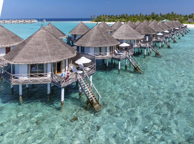 Angaga Island Resort & Spa 9