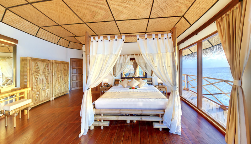 Angaga Island Resort & Spa 6