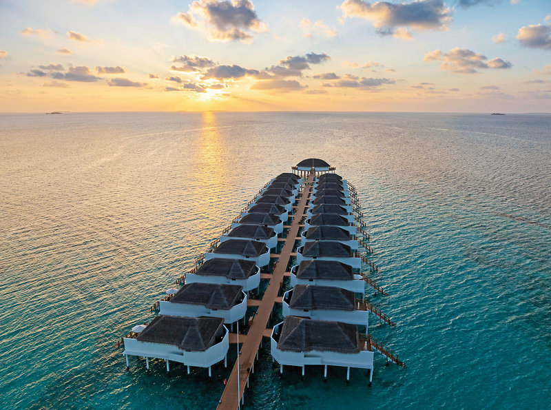 Angaga Island Resort & Spa 14