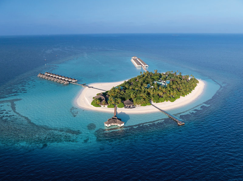 Angaga Island Resort & Spa 21