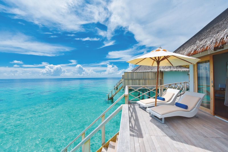 Angaga Island Resort & Spa 3