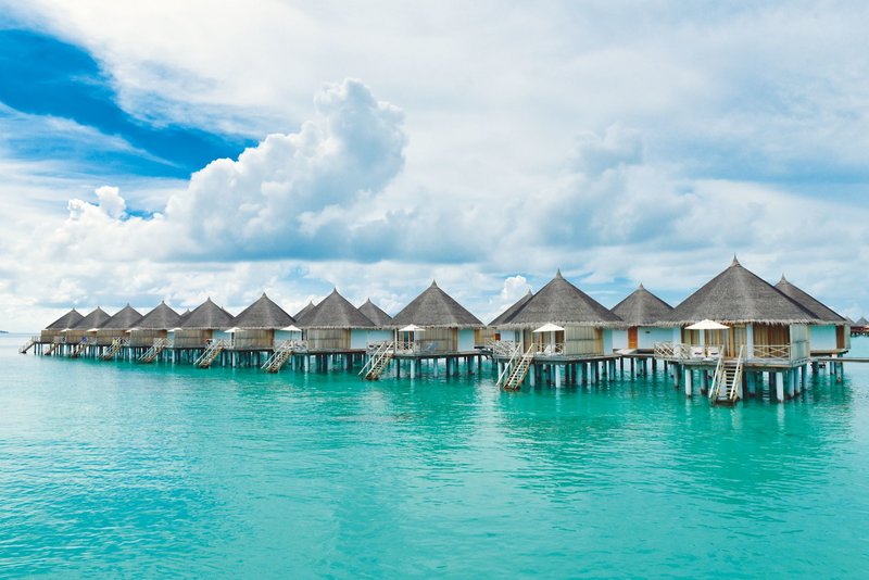 Angaga Island Resort & Spa 5