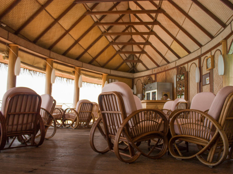 Angaga Island Resort & Spa 11