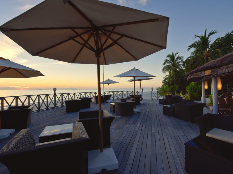 Angaga Island Resort & Spa 16