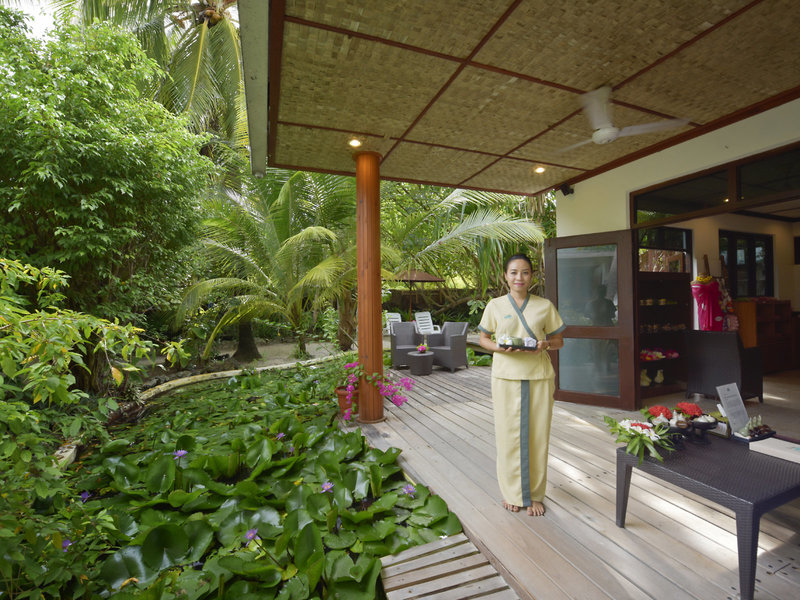 Angaga Island Resort & Spa 22