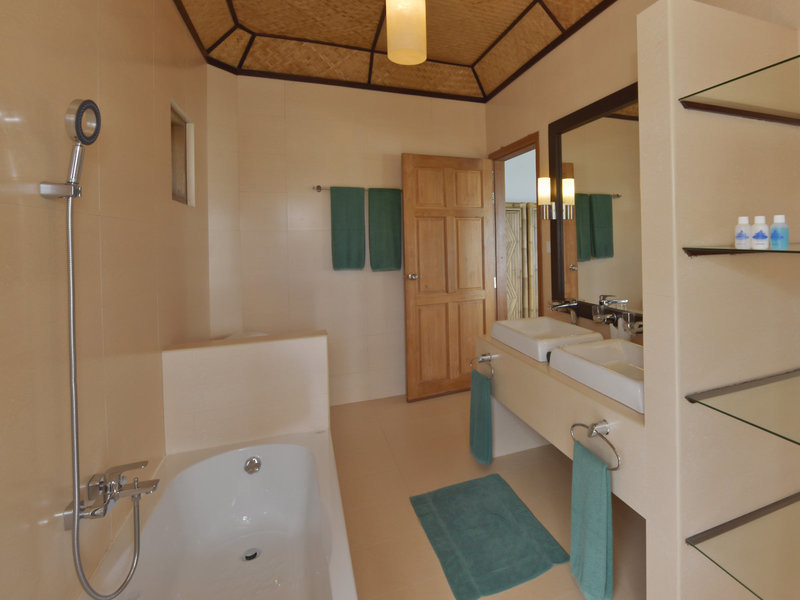 Angaga Island Resort & Spa 26