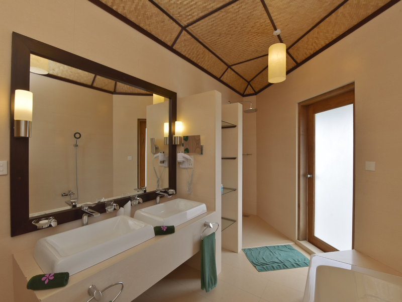 Angaga Island Resort & Spa 27