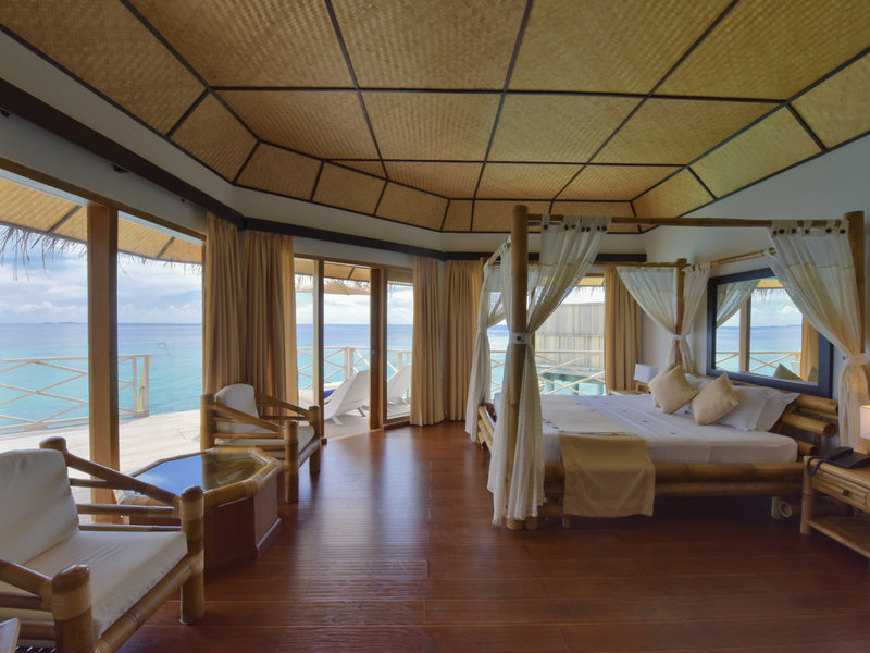 Angaga Island Resort & Spa 30