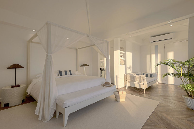 ananea Diamonds Athuruga 16