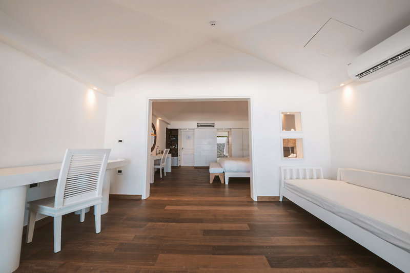 ananea Diamonds Athuruga 13