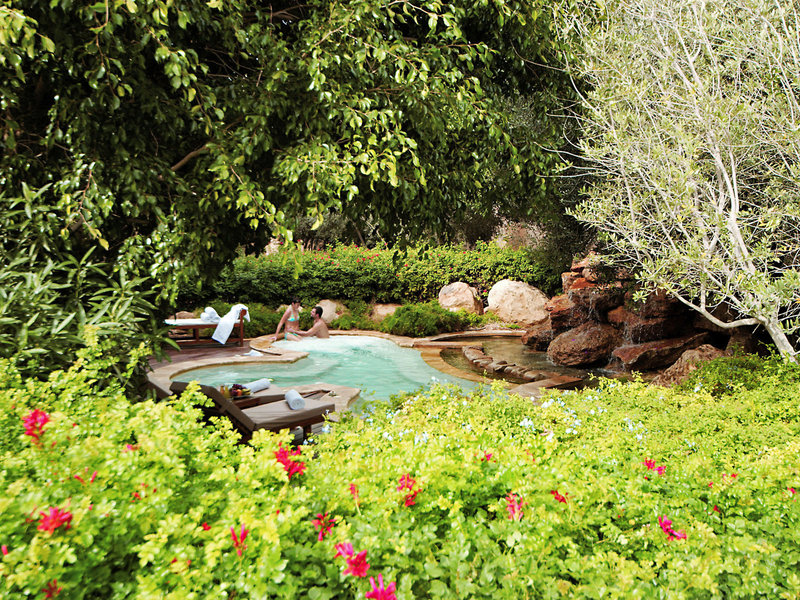 Mövenpick Resort & Spa Dead Sea 10